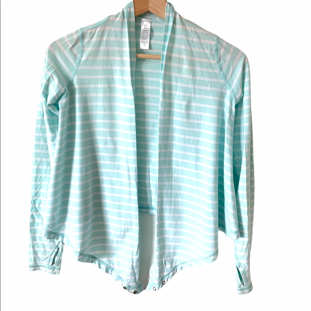 Ivivva wrap top